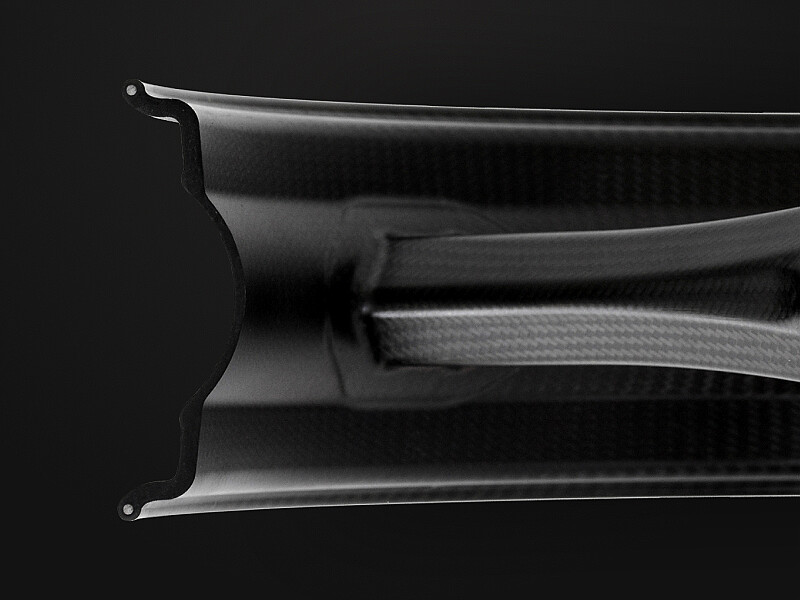 kompozit treh komponent